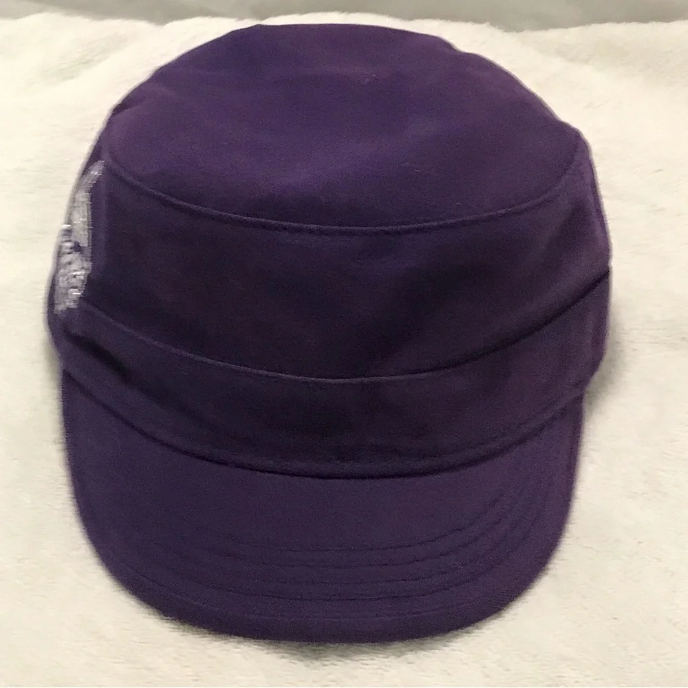 NFL Team Apparel - Minnesota Vikings Woman's Flat Top Football Cap